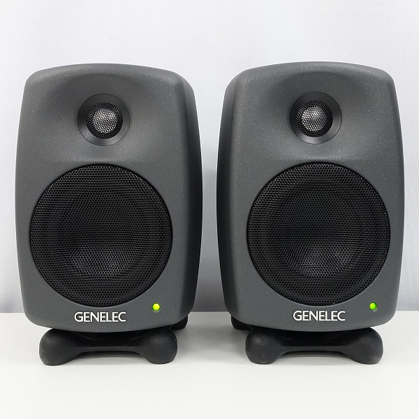 【中古美品】GENELEC 8020D パワードモニタースピーカー シリアル連番 ペア【埼玉発送2】