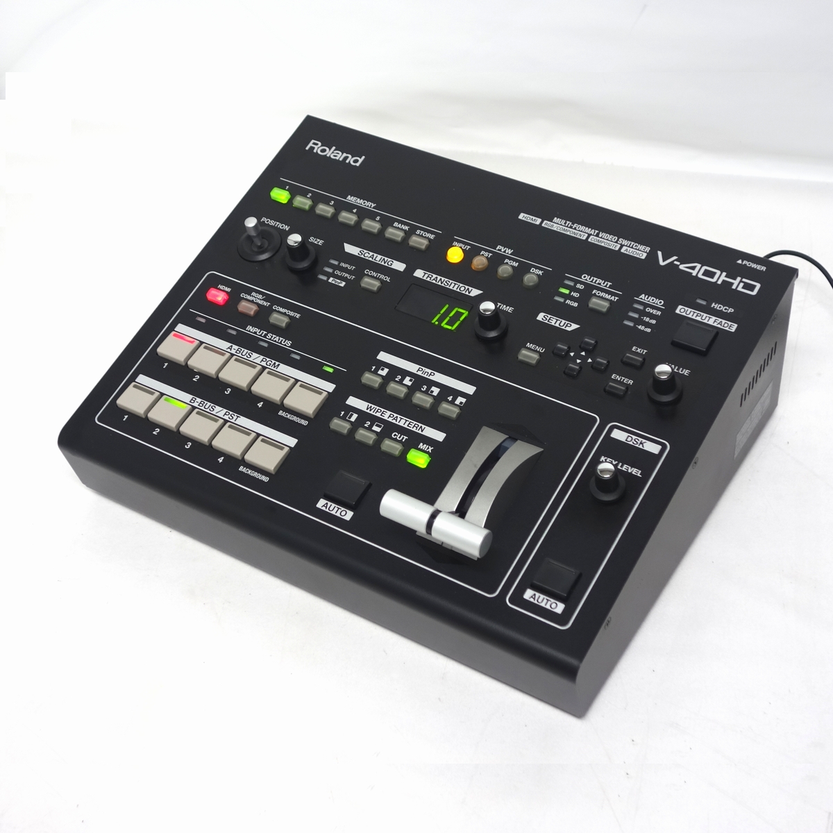 【中古】Roland マルチフォーマット・ビデオスイッチャー V-40HD【愛知発送1】